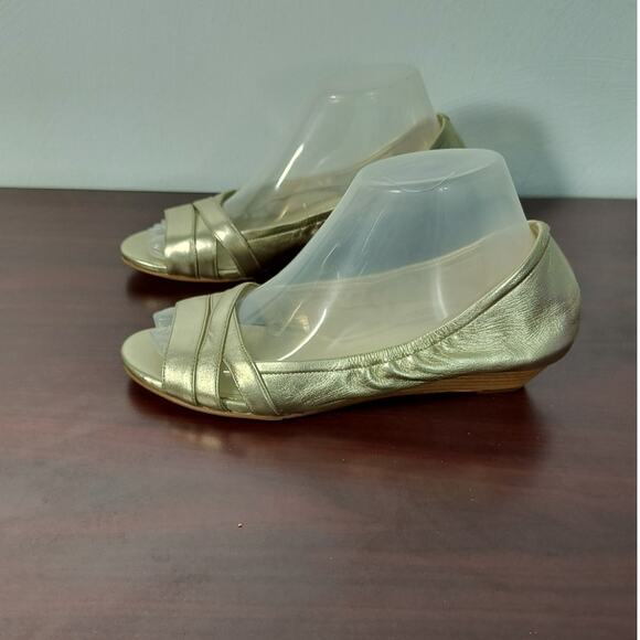 Cole Haan Air Amari Wedge Heel Women's Sz 7.5 B Metallic Gold Open Toe Shoes - Picture 10 of 16
